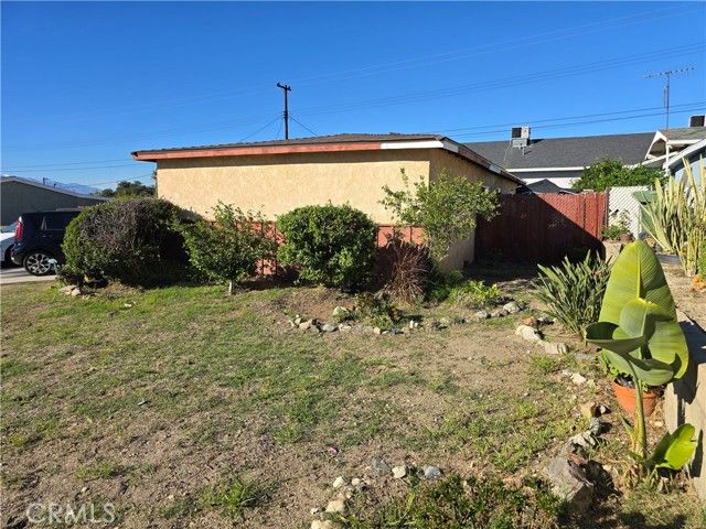 887 Carlotta Court, Redlands, CA 92374