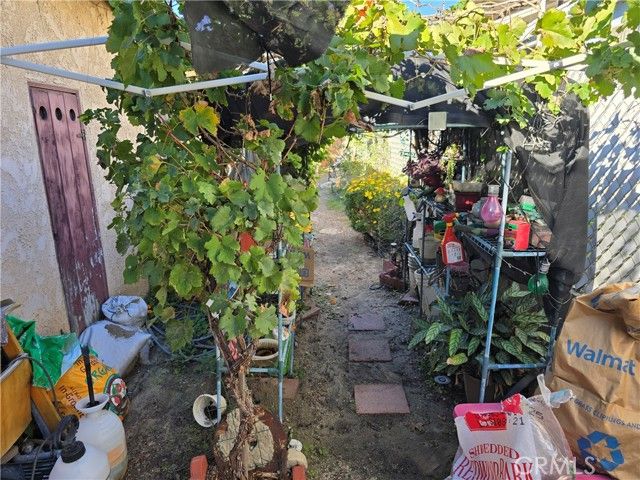 887 Carlotta Court, Redlands, CA 92374