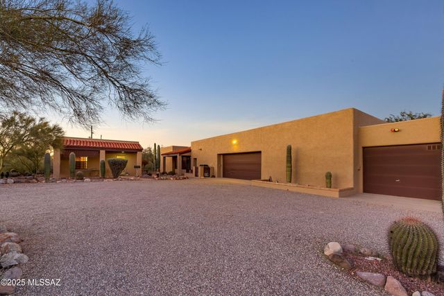 2614 N Grannen Road, Tucson, AZ 85745
