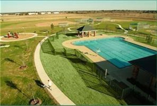 9418 Brackenton Crest Drive, Spring, TX 77379