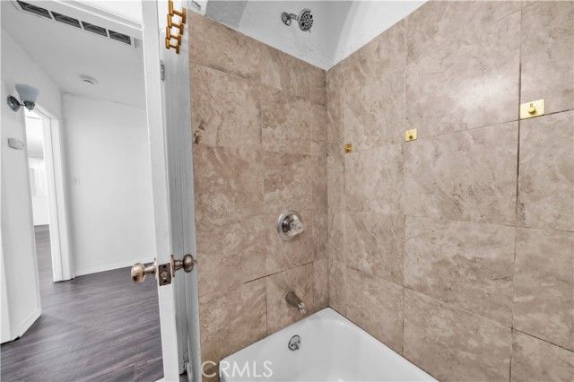 14357 Herron Street, Sylmar (los Angeles), CA 91342