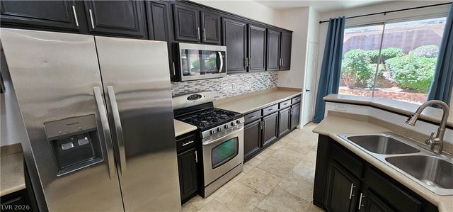 545 Playa Linda Place, Las Vegas, NV 89138
