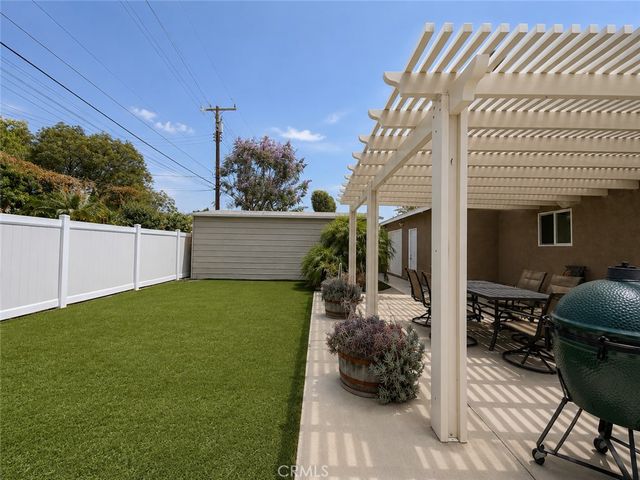 811 E Saint James Avenue, Orange, CA 92865