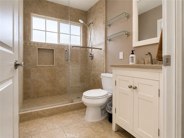 811 E Saint James Avenue, Orange, CA 92865