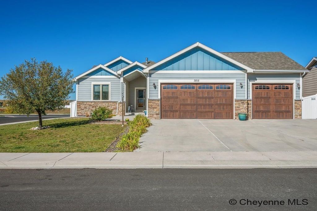 3815 BLUE SAGE RD, Cheyenne, WY 82001