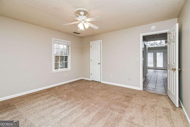 2536 Lakeshore Drive NE, Conyers, GA 30012