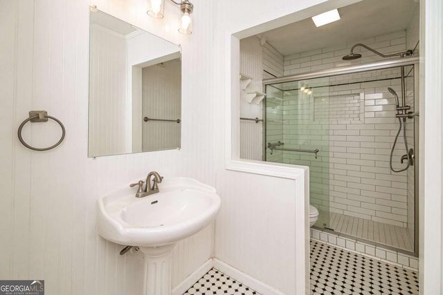 2536 Lakeshore Drive NE, Conyers, GA 30012