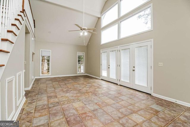 2536 Lakeshore Drive NE, Conyers, GA 30012