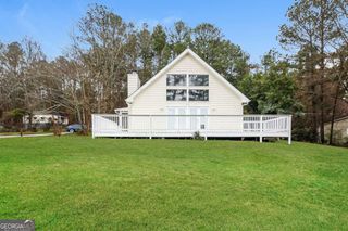 2536 Lakeshore Drive NE, Conyers, GA 30012