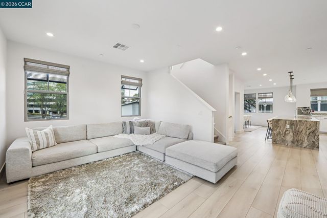 2780 Jones Road, Walnut Creek, CA 94597