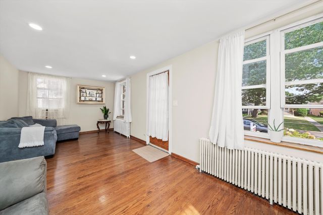 4218 Home Avenue, Stickney, IL 60402