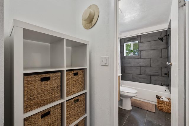 39304 N Olson Pr Nw, Benton City, WA 99320