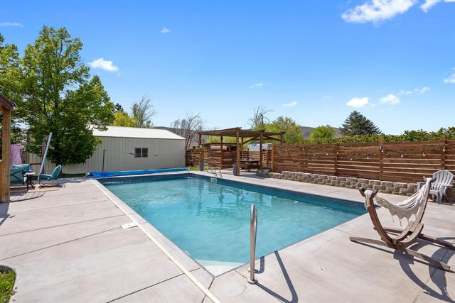 39304 N Olson Pr Nw, Benton City, WA 99320