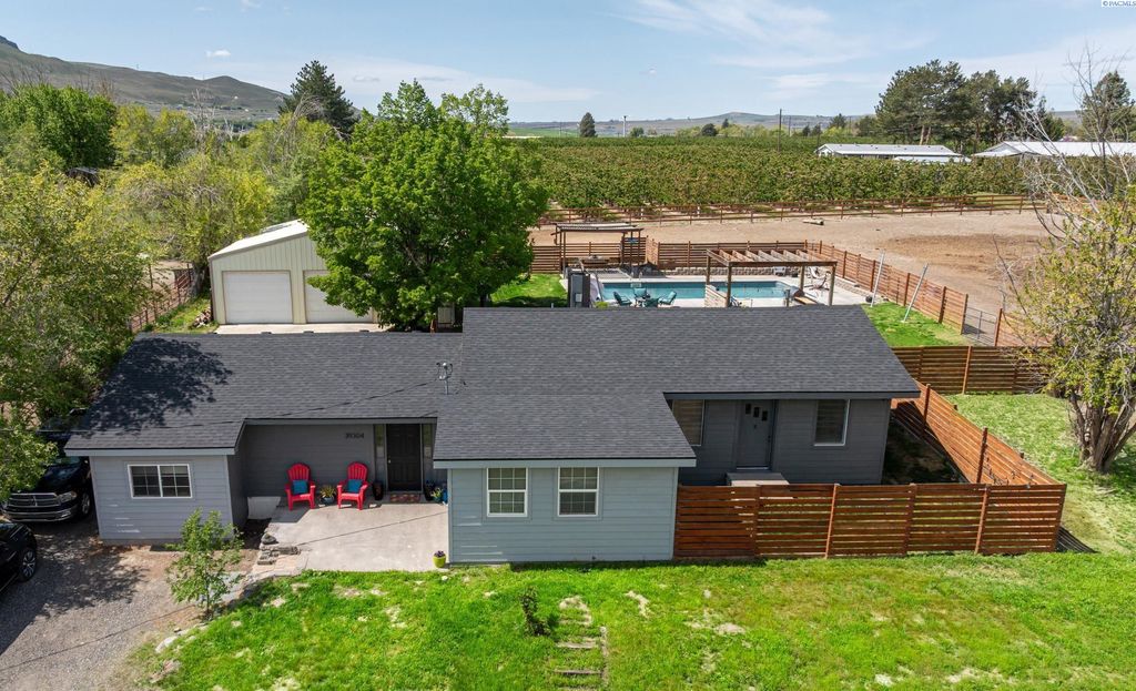 39304 N Olson Pr Nw, Benton City, WA 99320