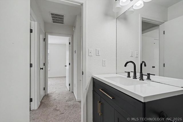 9414 E Magnoliawood Drive, Claremore, OK 74019