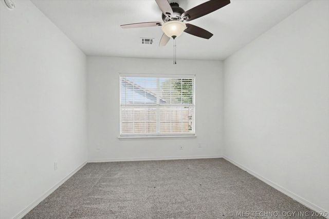 9414 E Magnoliawood Drive, Claremore, OK 74019