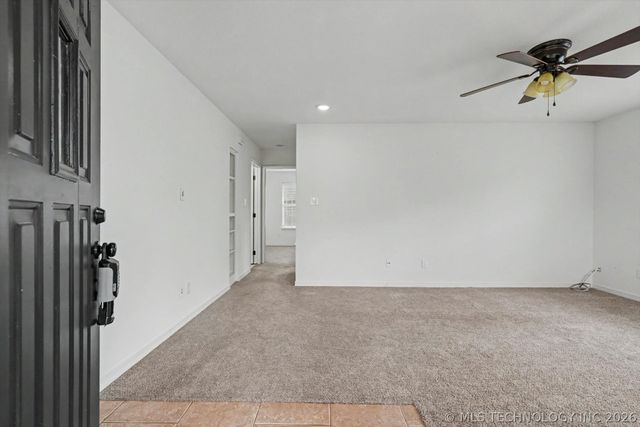 9414 E Magnoliawood Drive, Claremore, OK 74019