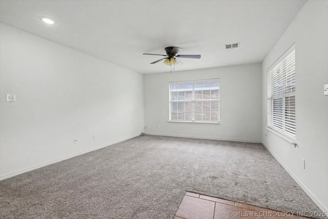 9414 E Magnoliawood Drive, Claremore, OK 74019