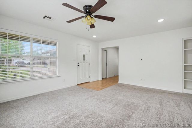 9414 E Magnoliawood Drive, Claremore, OK 74019