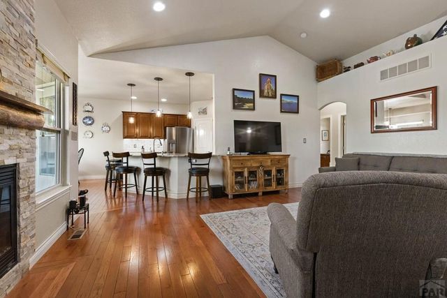 1507 Lynn Meadows Dr, Pueblo, CO 81005