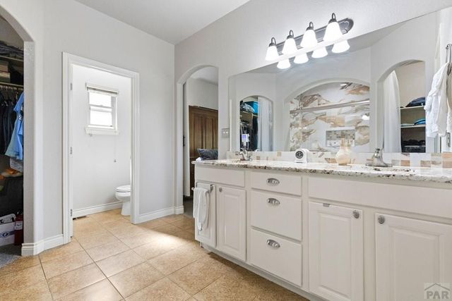 1507 Lynn Meadows Dr, Pueblo, CO 81005