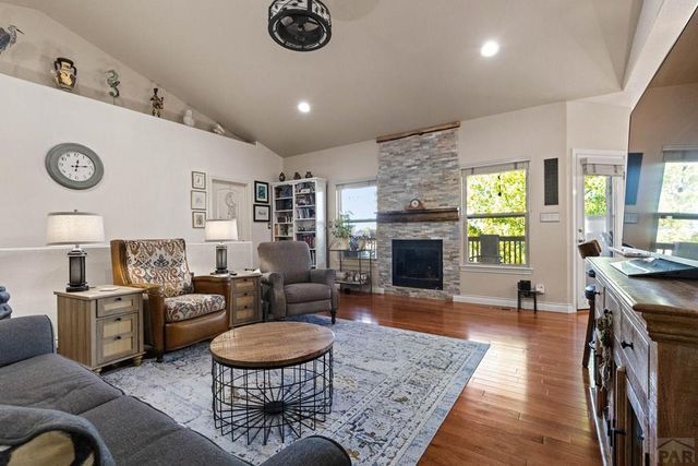 1507 Lynn Meadows Dr, Pueblo, CO 81005