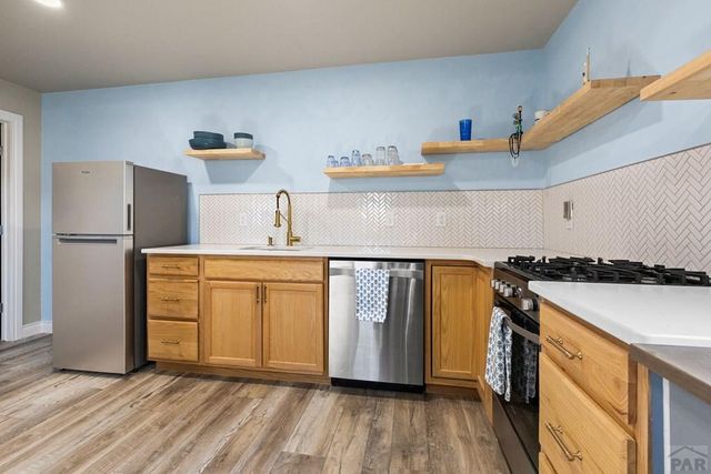 1507 Lynn Meadows Dr, Pueblo, CO 81005