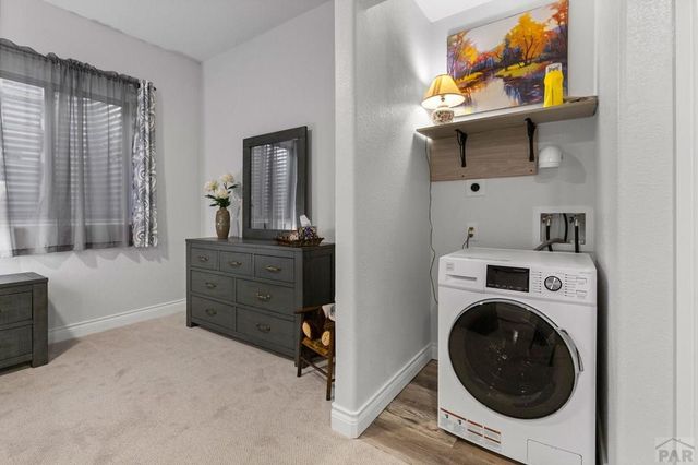 1507 Lynn Meadows Dr, Pueblo, CO 81005