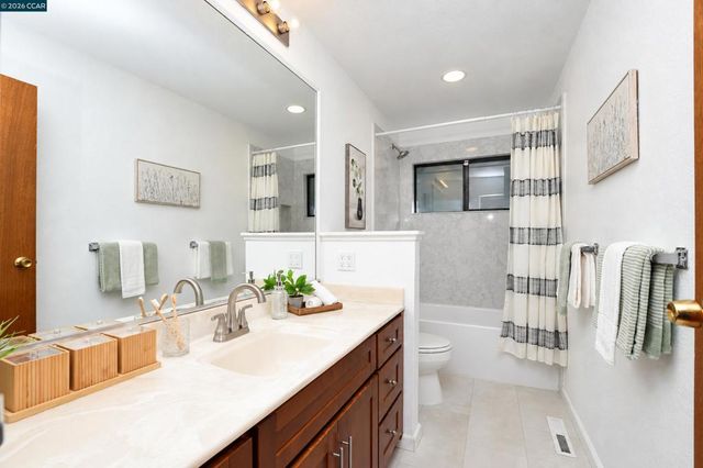 232 Coleen St, Livermore, CA 94550