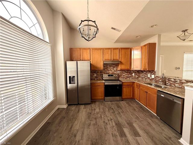 3813 Braswell CIR, Virginia Beach, VA 23462