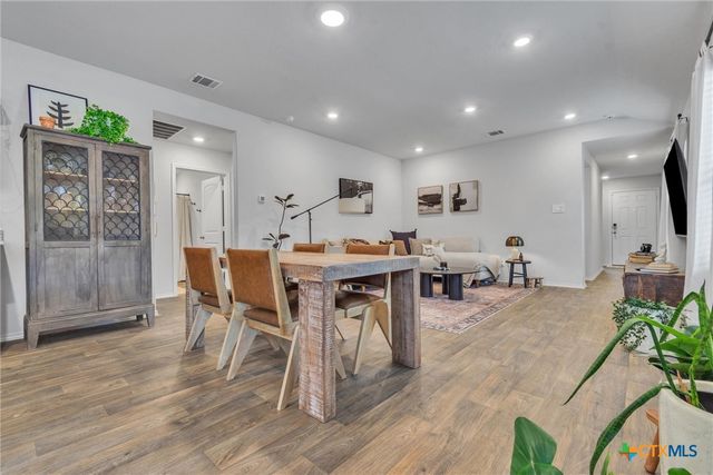 204 Calgary Lane, San Marcos, TX 78666