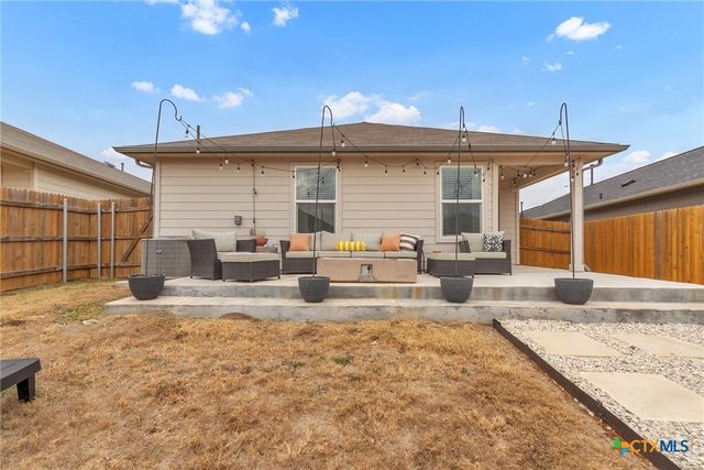 204 Calgary Lane, San Marcos, TX 78666