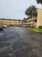 5750 NW 64th Ave 303, Tamarac, FL 33319