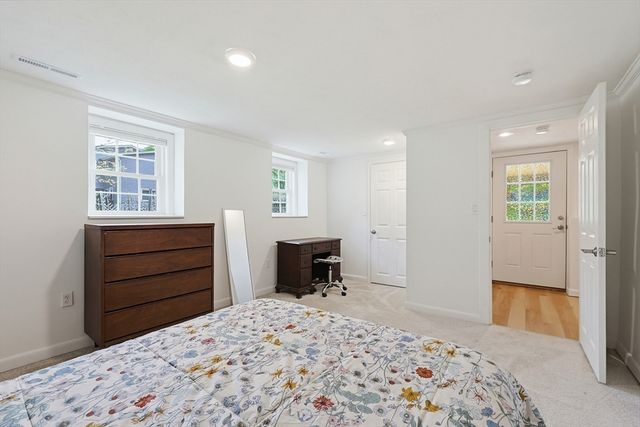 11 Malvern Rd, Norwood, MA 02062