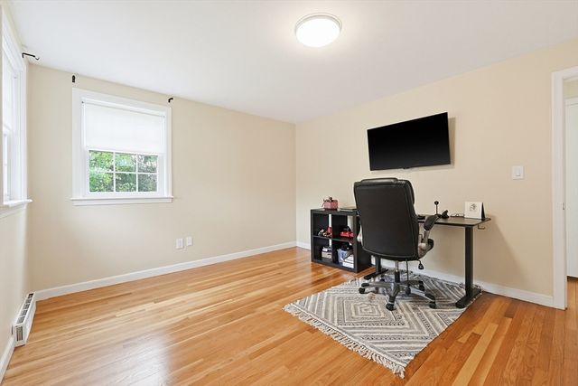 11 Malvern Rd, Norwood, MA 02062