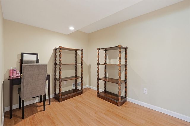 11 Malvern Rd, Norwood, MA 02062