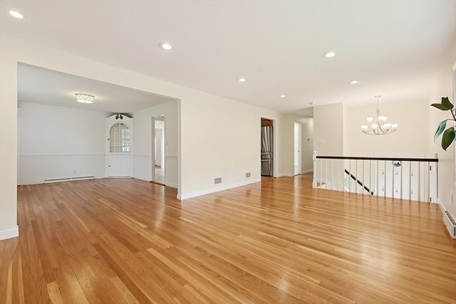 11 Malvern Rd, Norwood, MA 02062