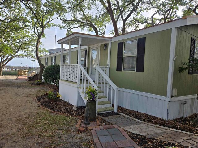 350 Ocean Breeze Dr., Garden City Beach, SC 29576