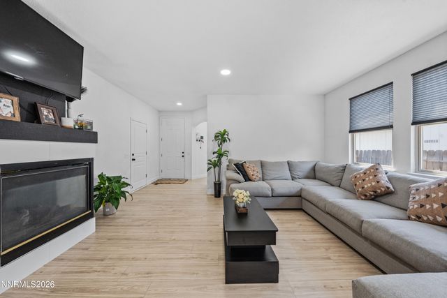 187 Dayton Village Parkway, Dayton, NV 89403