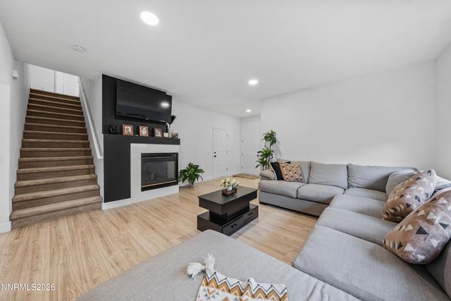 187 Dayton Village Parkway, Dayton, NV 89403