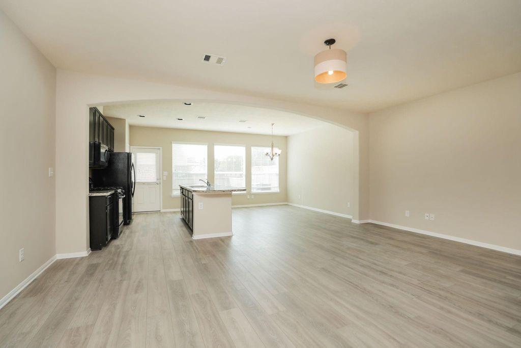 1606 Grable Cove Lane, Spring, TX 77379