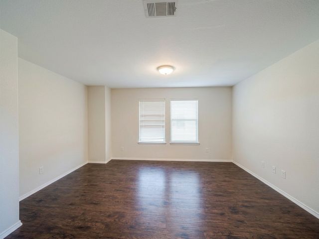 2357 Clairborne Drive, Fort Worth, TX 76177