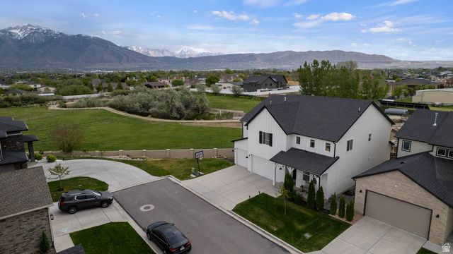 1581 W BRUSHLINE LN, South Jordan, UT 84095