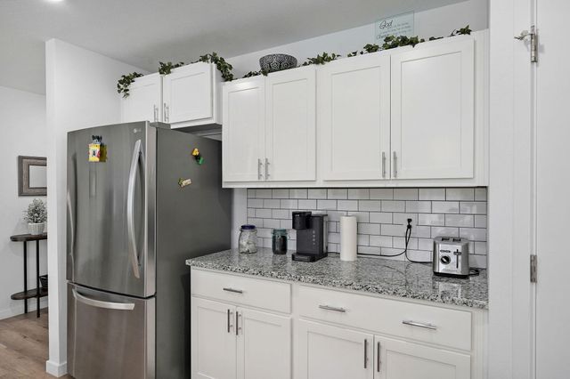 1166 South Broadview Avenue, Springfield, MO 65802