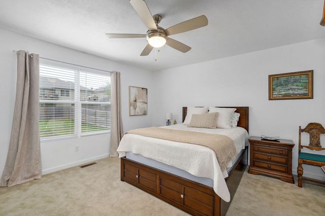 1166 South Broadview Avenue, Springfield, MO 65802