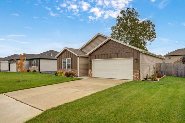 1166 South Broadview Avenue, Springfield, MO 65802