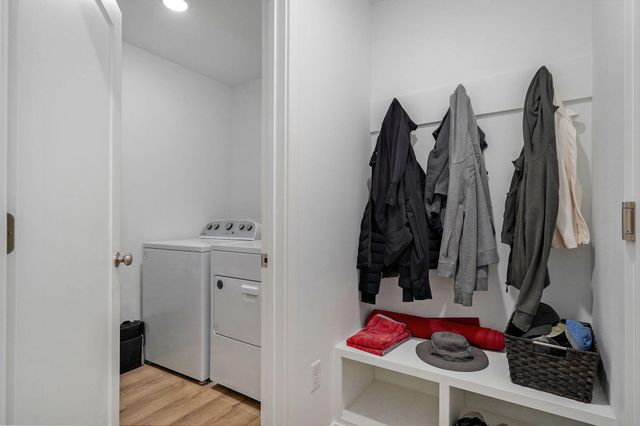 1166 South Broadview Avenue, Springfield, MO 65802