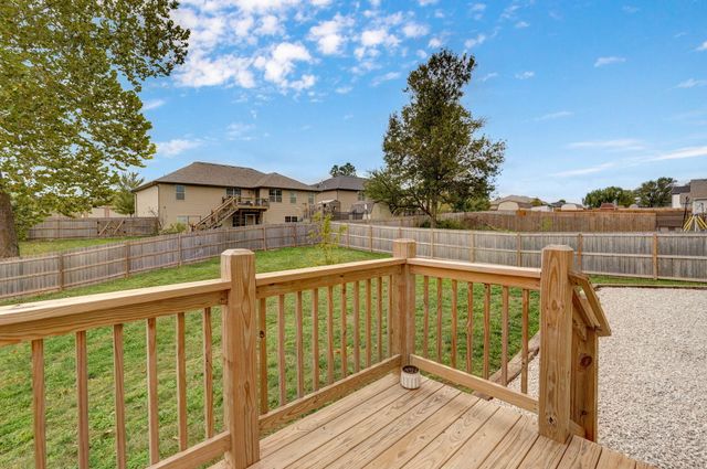 1166 South Broadview Avenue, Springfield, MO 65802