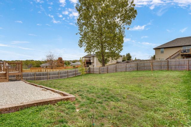 1166 South Broadview Avenue, Springfield, MO 65802