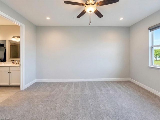 2549 Seychelles DR 507, Naples, FL 34112